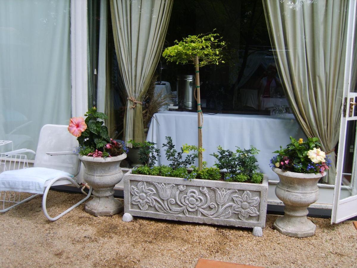 Amethyst Suites Springs  Luaran gambar